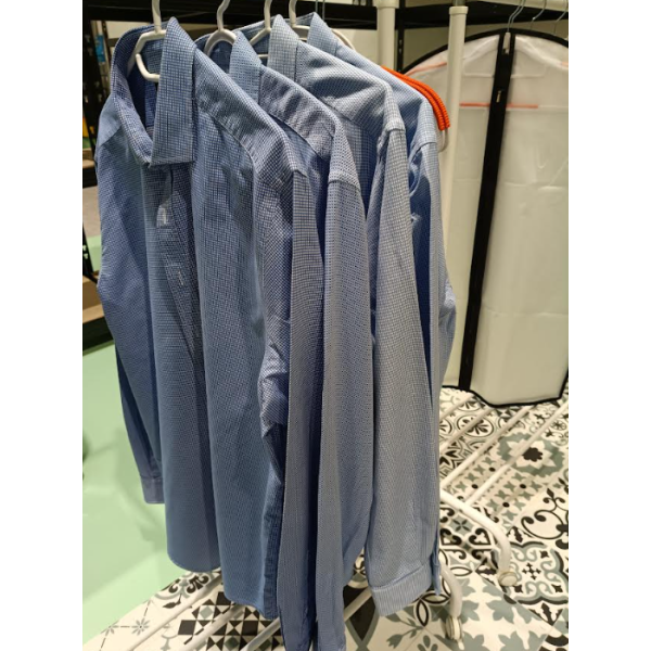 Y1 - Chemise